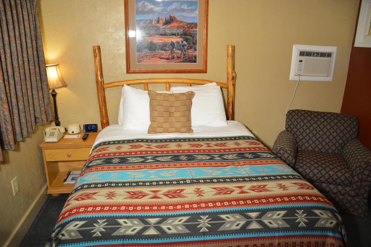 Sitzmark Chalet Inn Руидозо Экстерьер фото