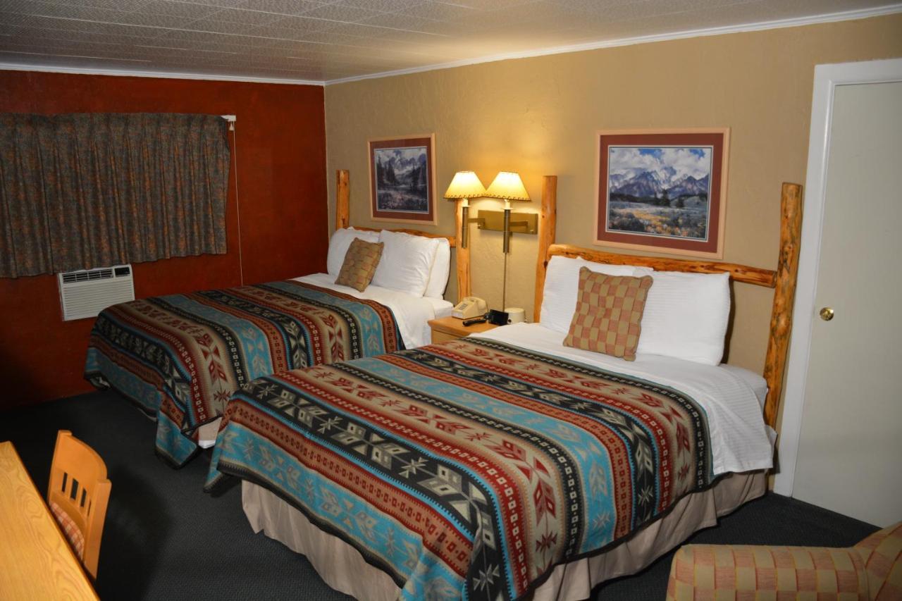 Sitzmark Chalet Inn Руидозо Экстерьер фото