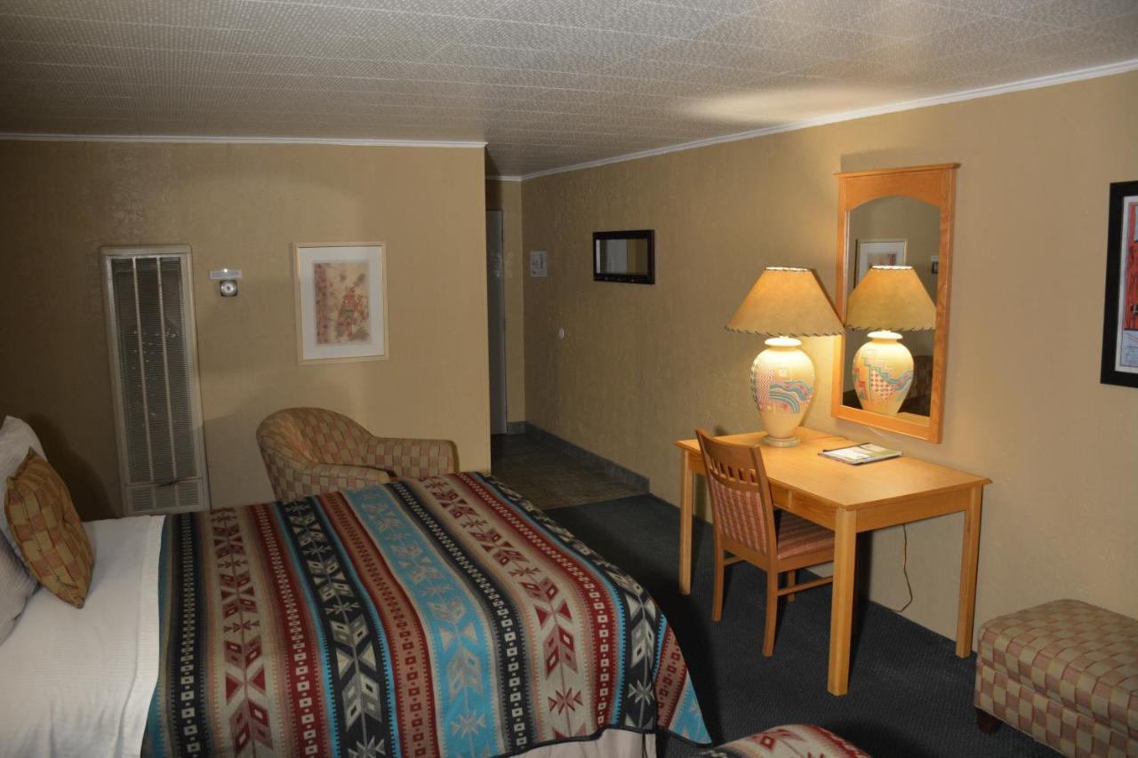 Sitzmark Chalet Inn Руидозо Экстерьер фото